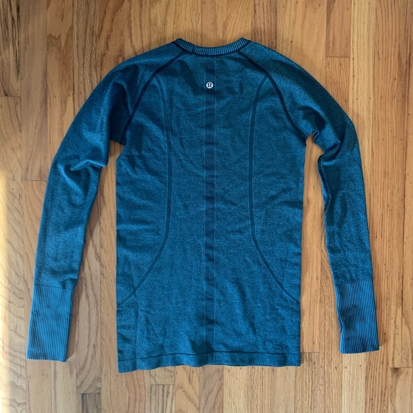 lululemon swiftly tech long sleeve 6 - Picture 5 of 8